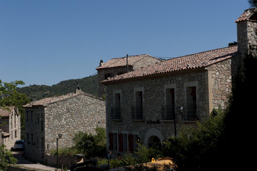 Hotel Siuranella Сиурана Экстерьер фото